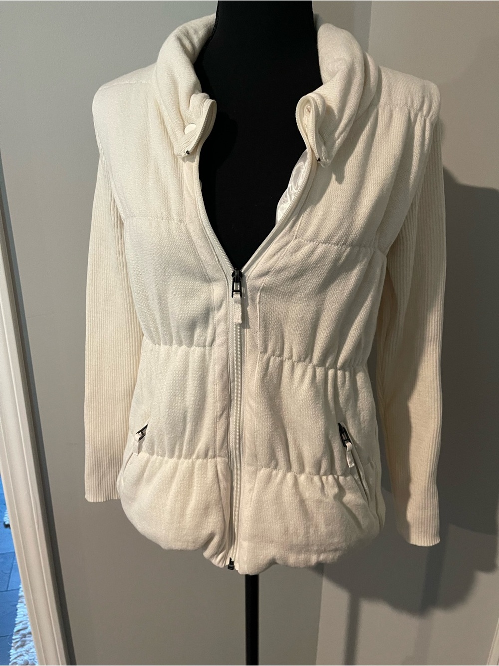 Soma Cream Quilted Zip-Up Puffer Jacket